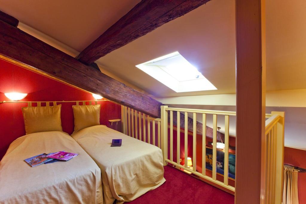 Le Domaine De La Colombiere Hotel Moissieu-sur-Dolon Quarto foto